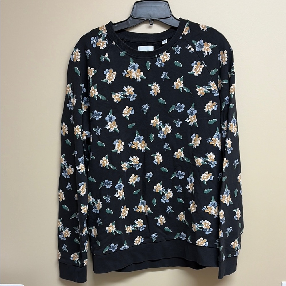 Floral Black Sweatshirt